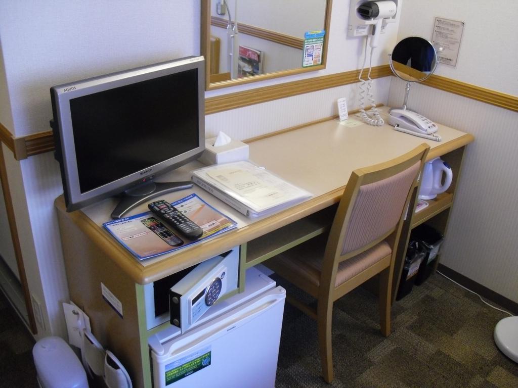 Toyoko Inn Tokyo Shinagawa Aomono-Yokocho-Eki Esterno foto