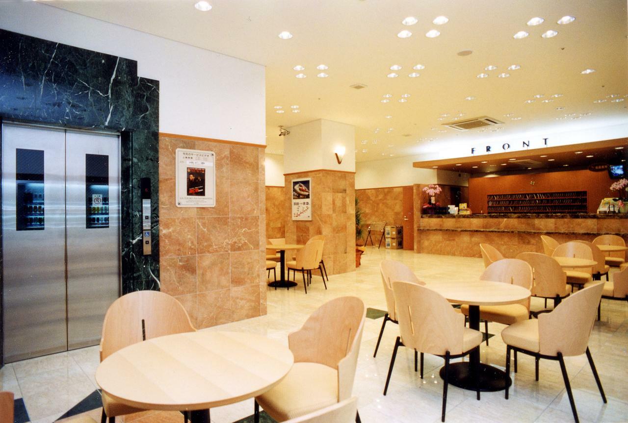 Toyoko Inn Tokyo Shinagawa Aomono-Yokocho-Eki Esterno foto
